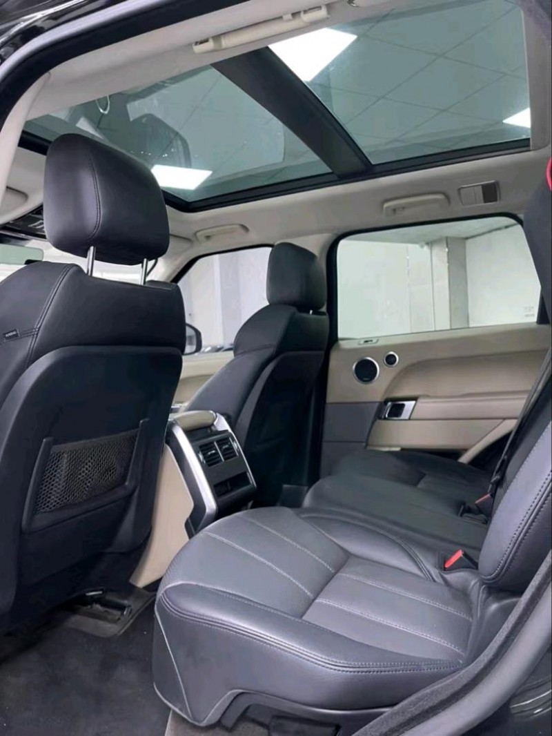 东莞17年路虎揽胜运动6