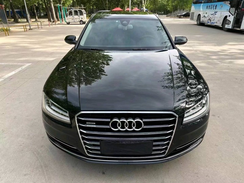 东营17年奥迪A8L1