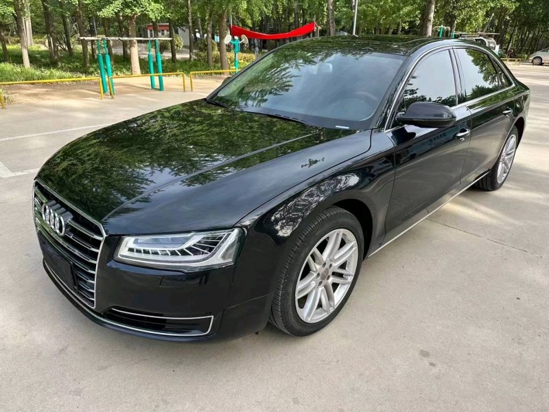 东营17年奥迪A8L2