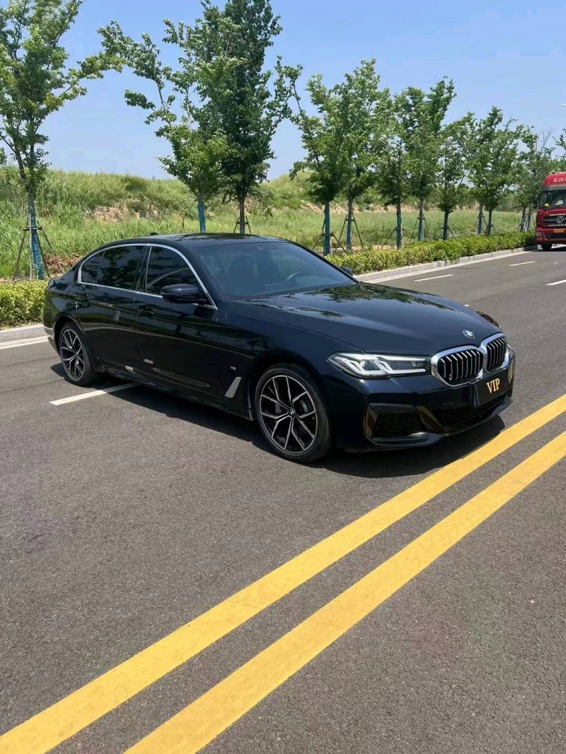 徐州22年宝马5系3