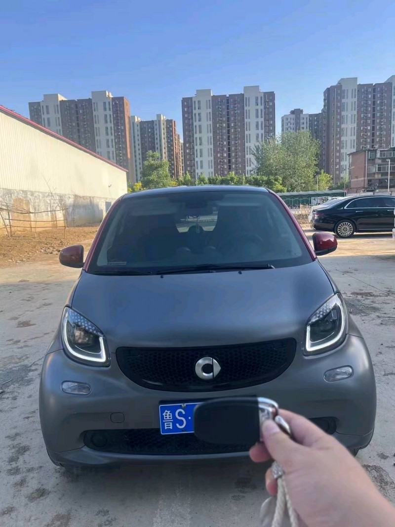 东营18年奔驰smart1