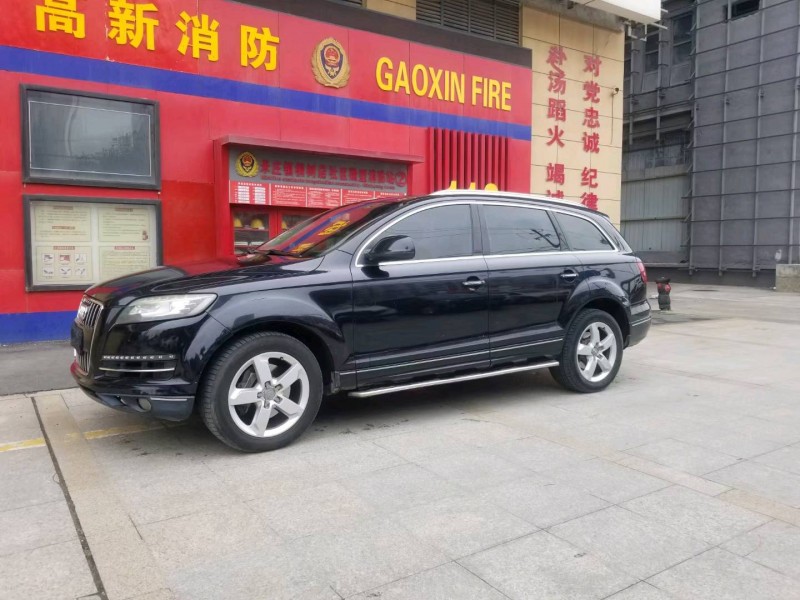 襄陽15年奧迪Q72