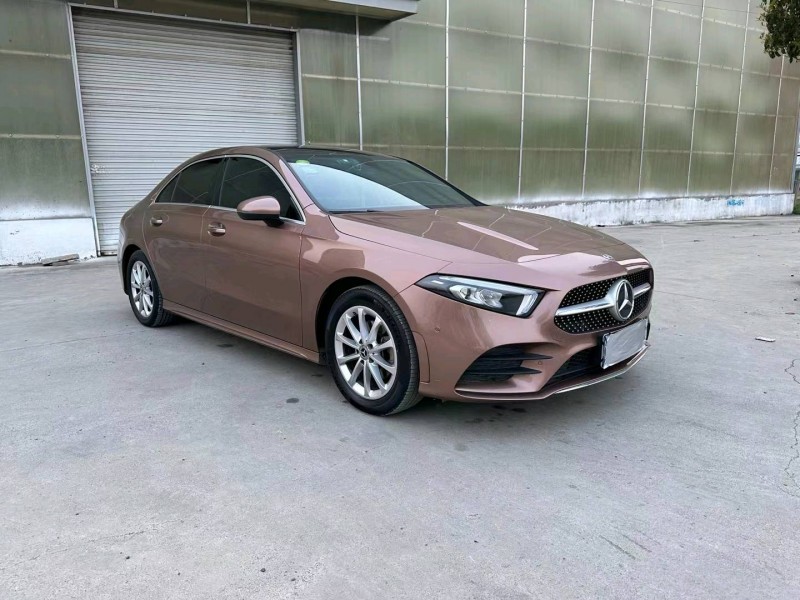 徐州21年奔驰A3