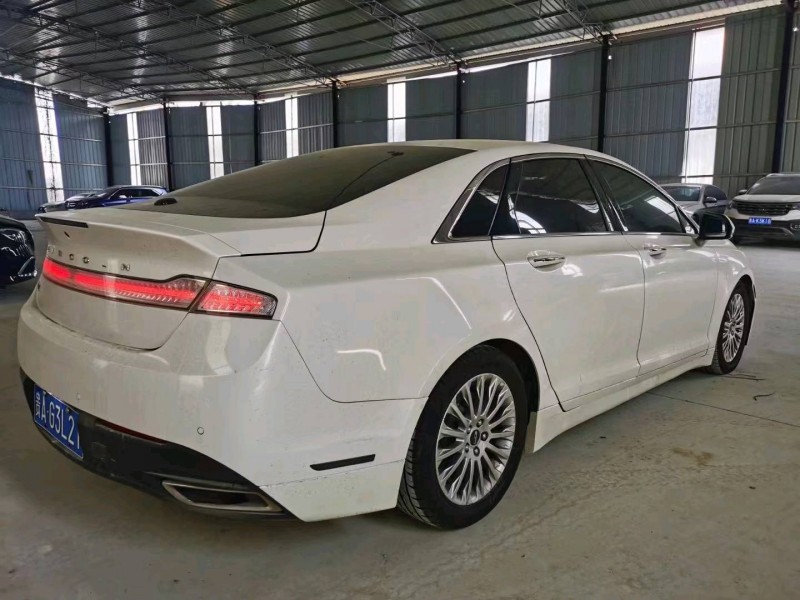 遵義16年林肯MKZ4