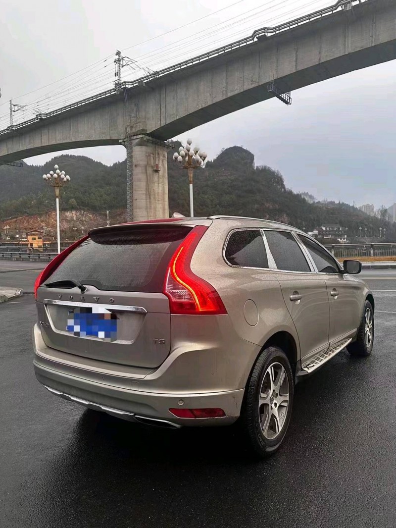 安順14年沃爾沃XC608
