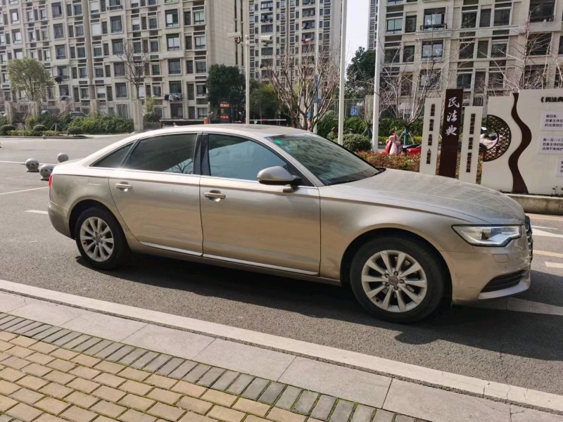 苏州16年奥迪A6L3