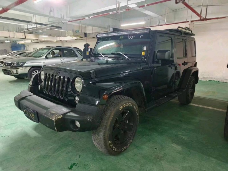 安順14年Jeep牧馬人3