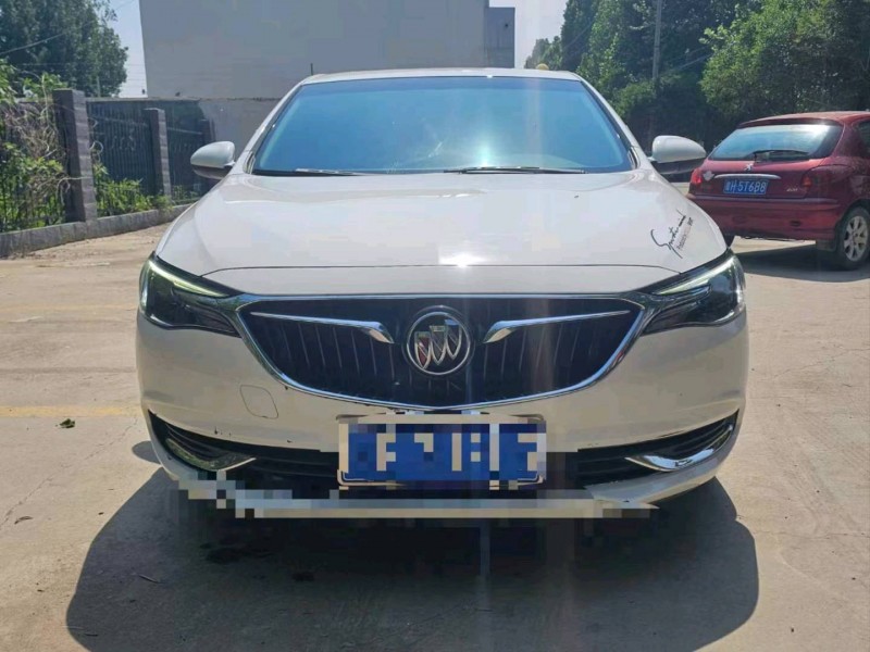 枣庄18年别克英朗1