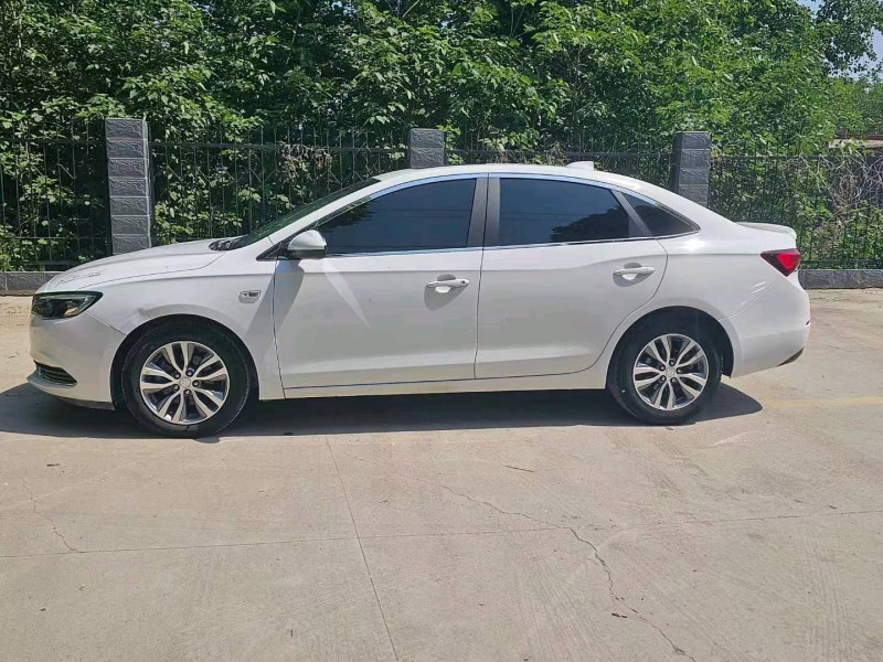 枣庄18年别克英朗2