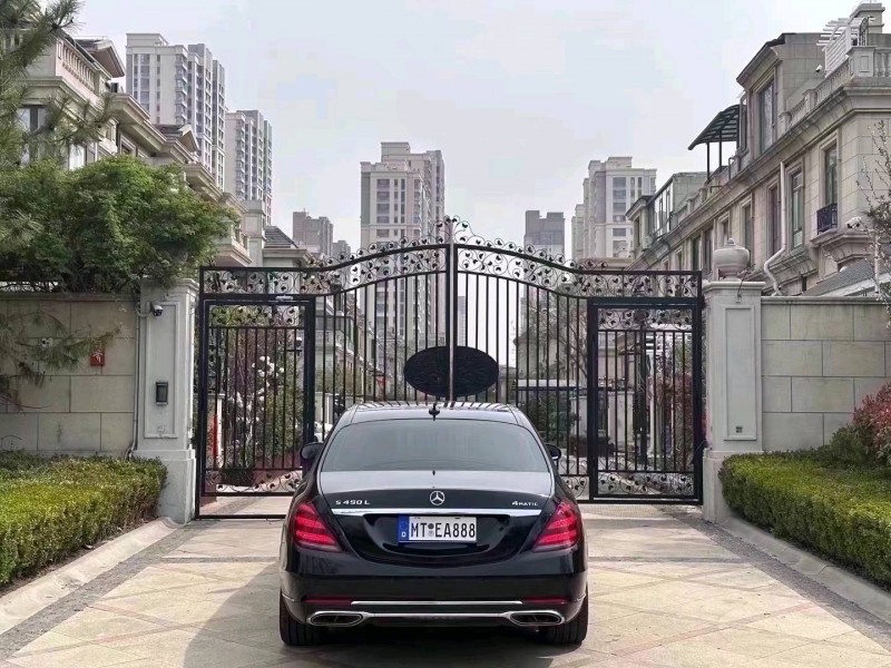 东营19年奔驰S4