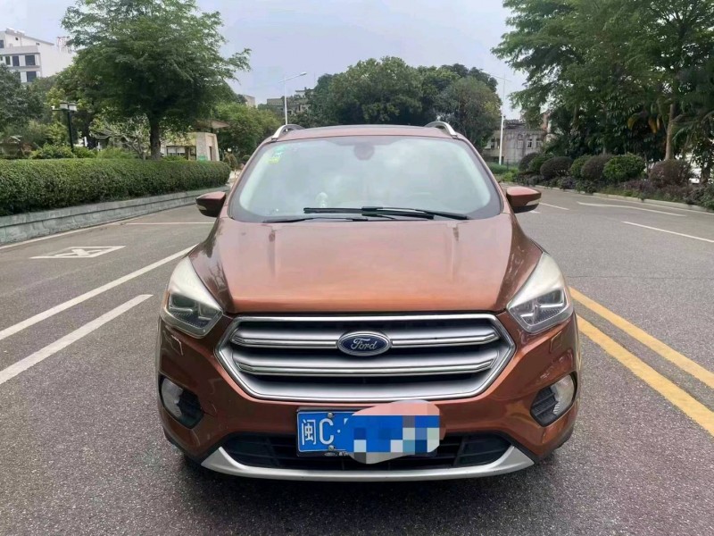 汕头17年福特翼虎1