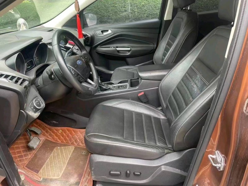 汕头17年福特翼虎4