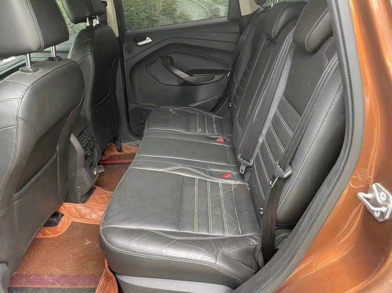 汕头17年福特翼虎7