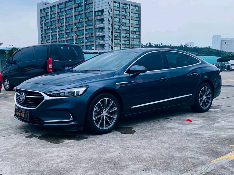 东莞19年别克君越2