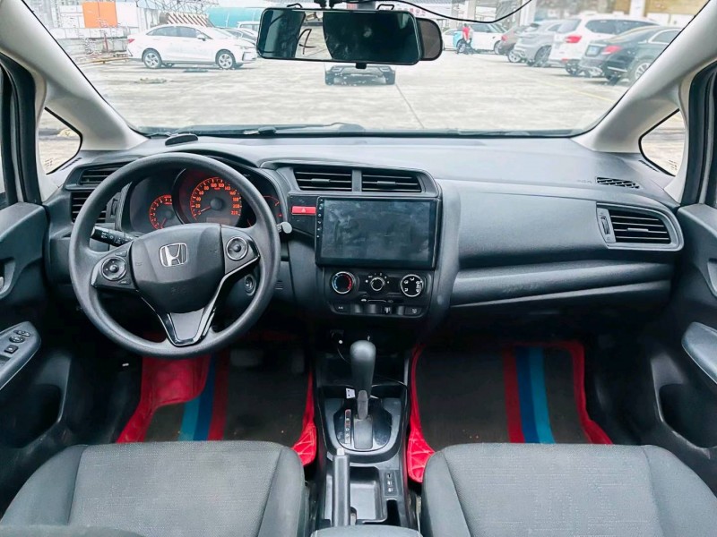 东莞15年本田飞度5