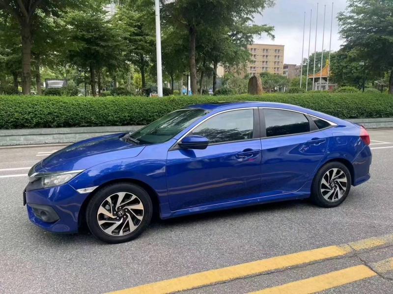 汕头19年本田思域3