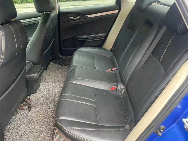 汕头19年本田思域5