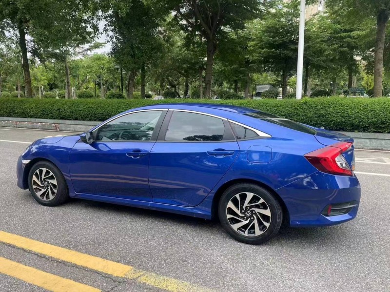 汕头19年本田思域8