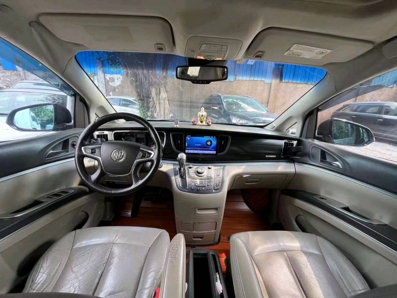 广州11年别克GL83