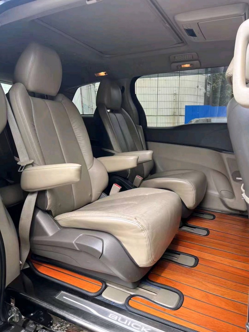 广州11年别克GL85