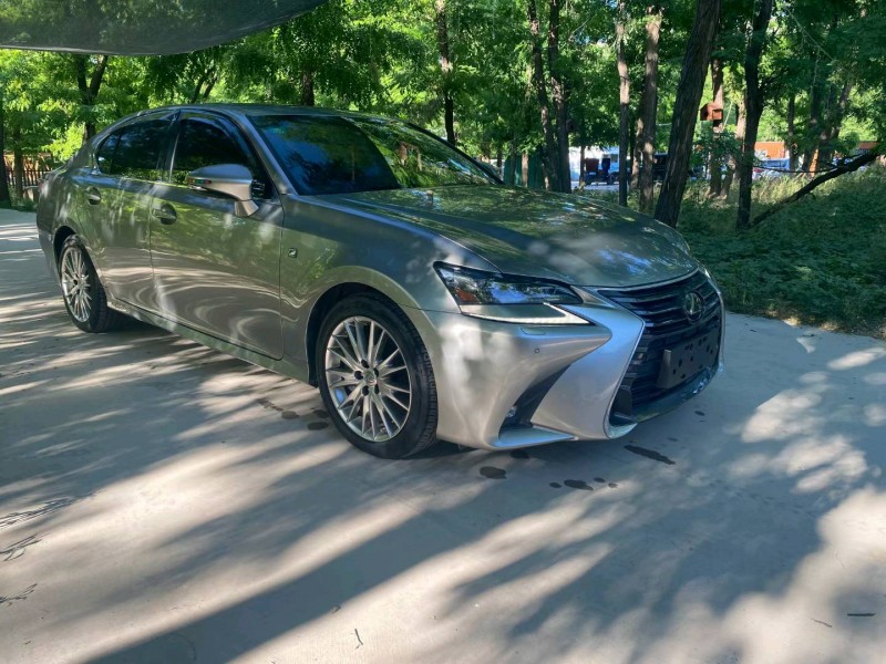 郑州17年雷克萨斯GS2