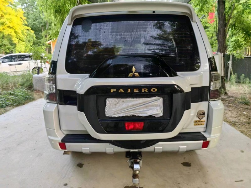 郑州19年三菱帕杰罗9