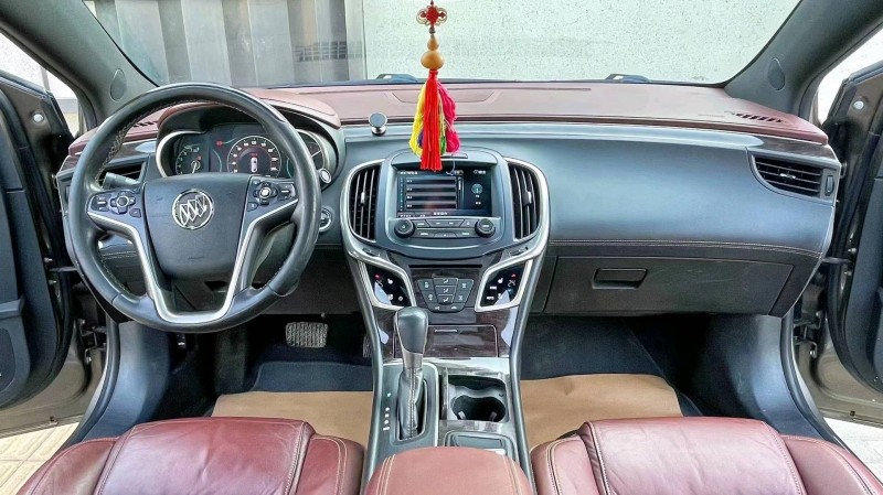 廊坊13年别克君越9