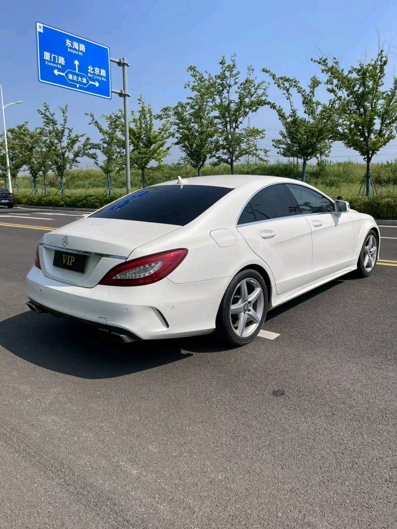 徐州17年奔驰CLS8