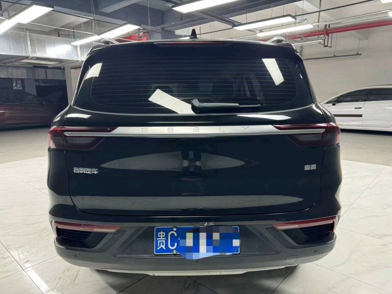 成都21年吉利豪越4