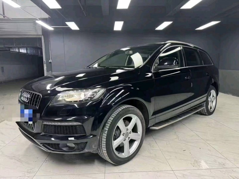 成都15年奥迪Q72