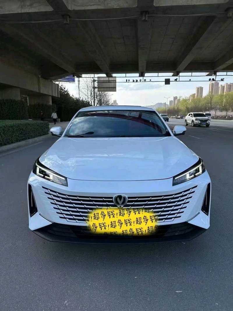 平涼24年長安汽車逸達1