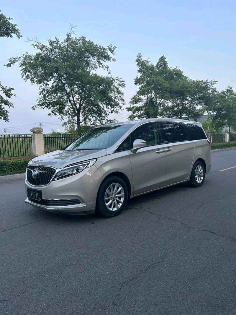 徐州19年别克GL82