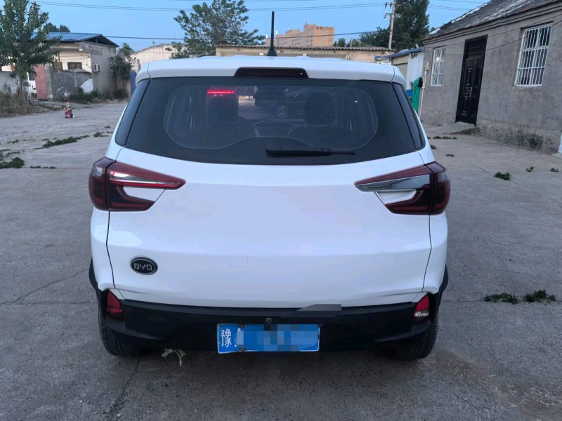 郑州17年比亚迪元9