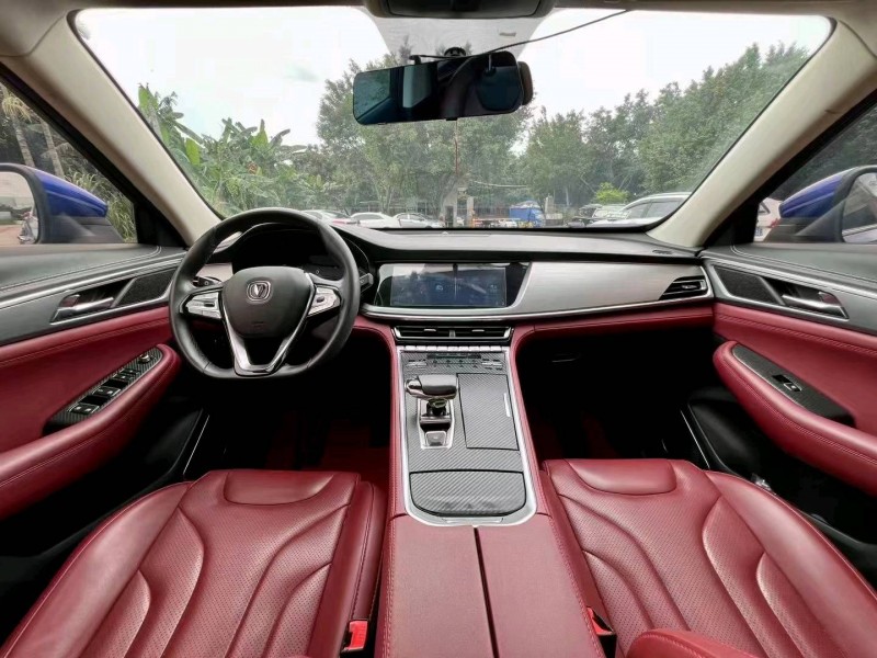 珠海19年長安汽車CS858