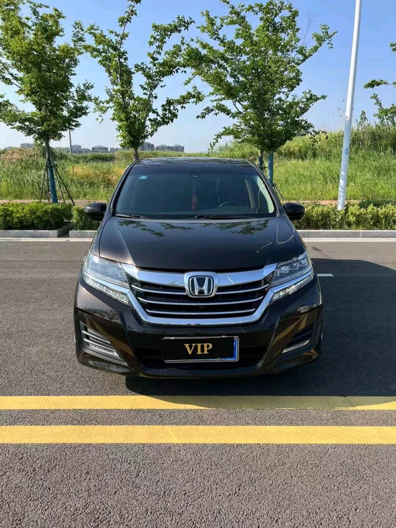 徐州18年本田艾力绅1