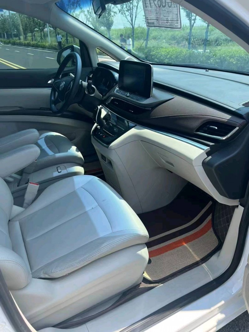 徐州22年别克GL85