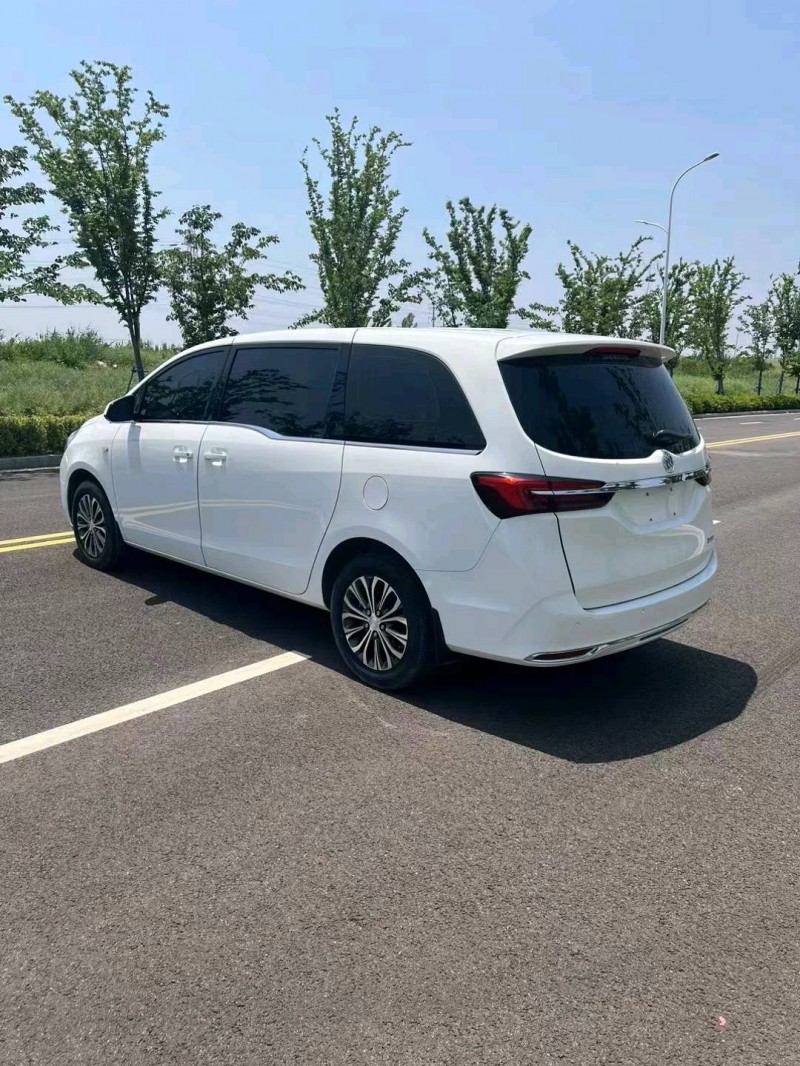 徐州22年别克GL87