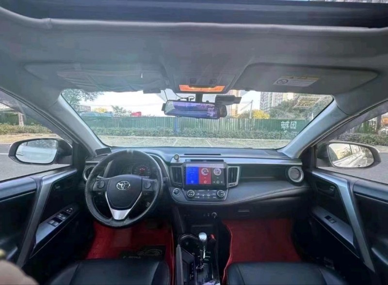 广州18年丰田RAV4荣放6