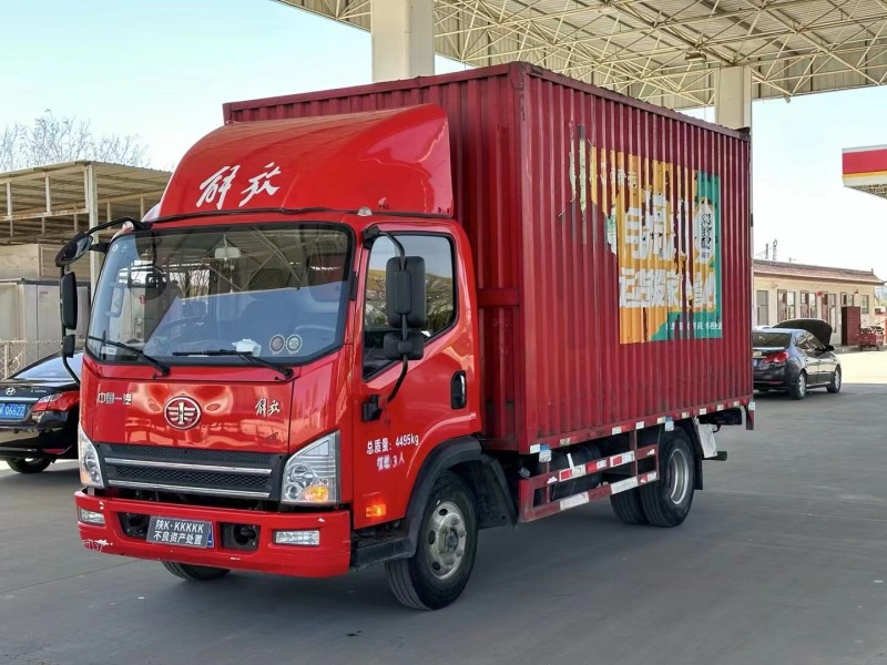 榆林21年解放箱货J63