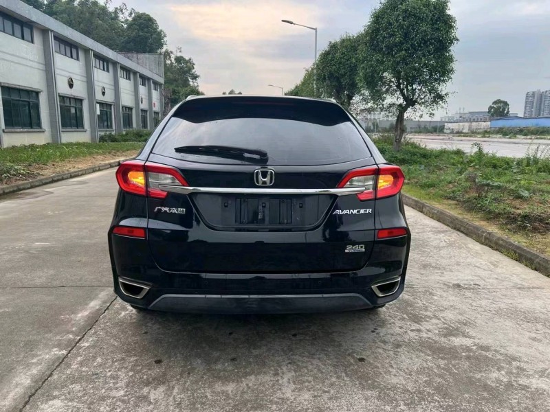 佛山17年本田冠道5