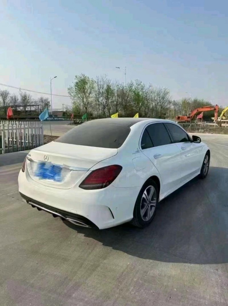 东营19年奔驰C7