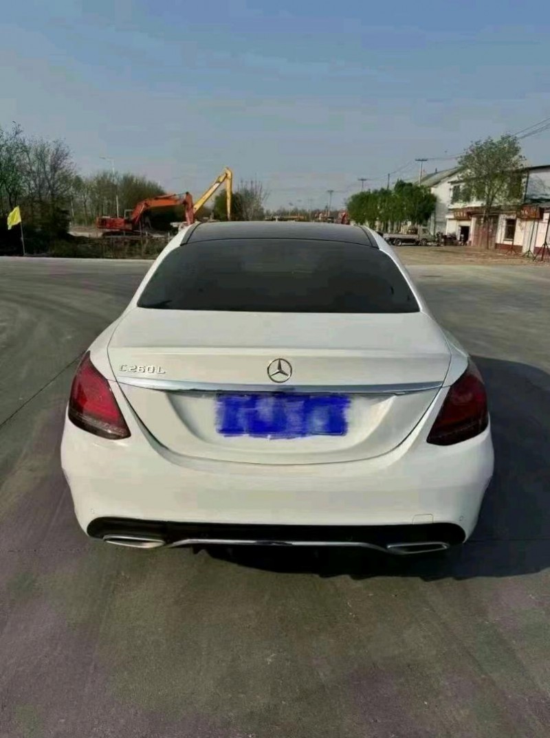 东营19年奔驰C8