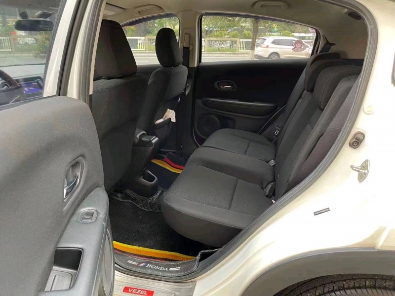 汕头16年本田缤智9