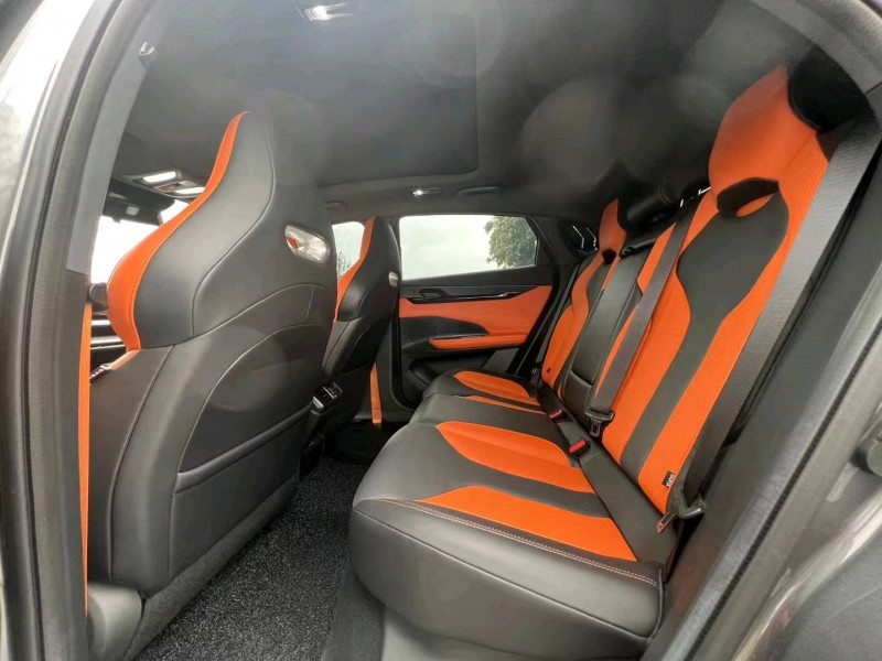 珠海23年長安汽車UNI-V8