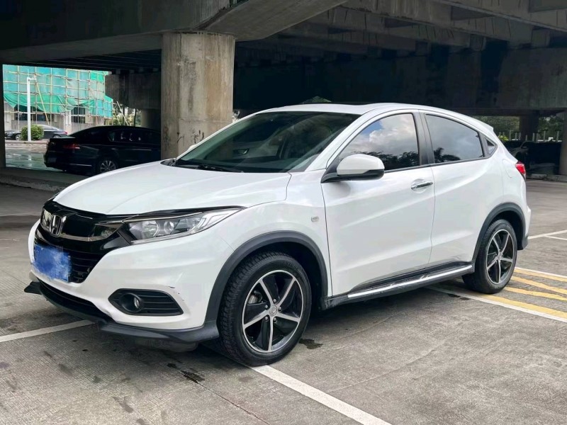 汕头21年本田缤智3