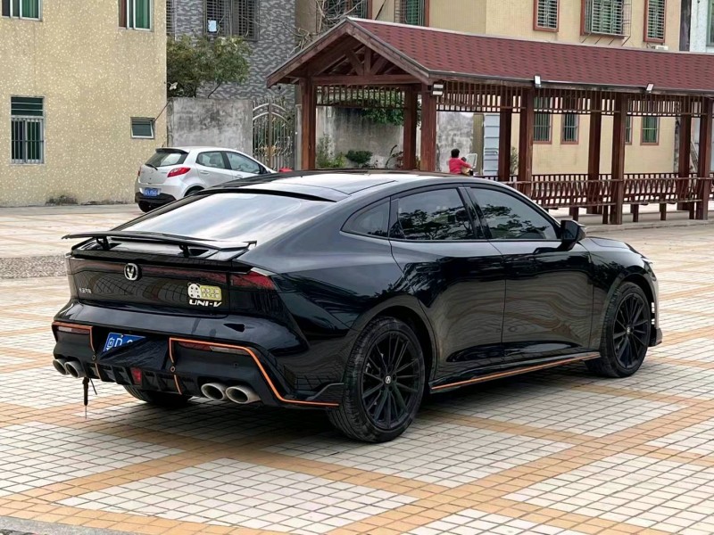 珠海23年长安汽车UNI-V8