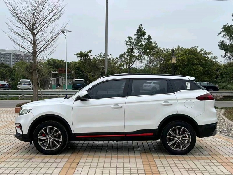湛江21年吉利博越8