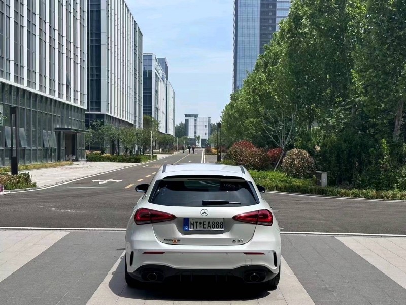 东营20年奔驰AMG6