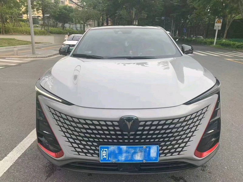 珠海21年長安汽車UNI-T1