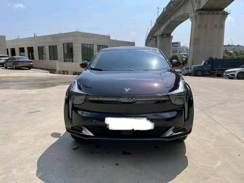 貴陽23年哪吒U1